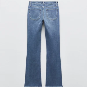 Zara jeans - Bootcut jeans från zara
