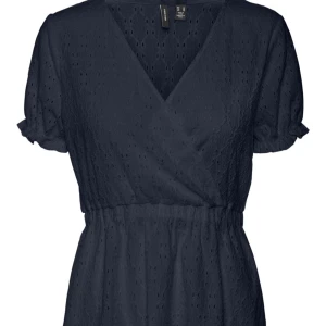 Blus - jätte fin marinblå blus ifrån veromoda, endast testad. Storlek Xs