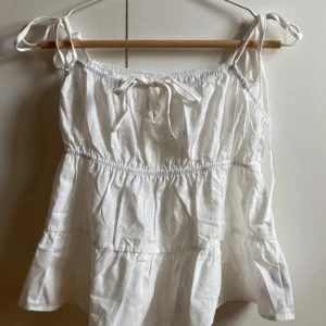 Blus❤️ - Lägger ut annonsen på denna blus igen🙏🏼💞 Perfekt inför sommaren!