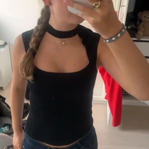 Zara choker topp - Super fin topp från zara med choker💝