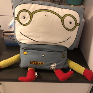 Gosedjur  - Som ny, minimal skada på den. Passar perfekt för barnen där hemma.