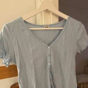 Pimkie baby tee - Baby tee, aldrig använd