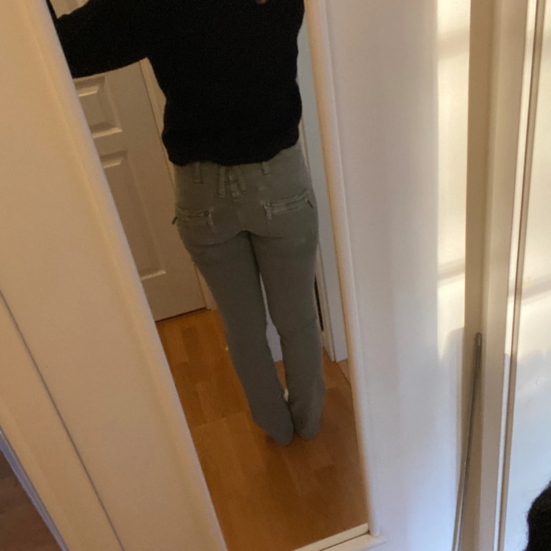 Lågmidjade bootcutjeans - 90