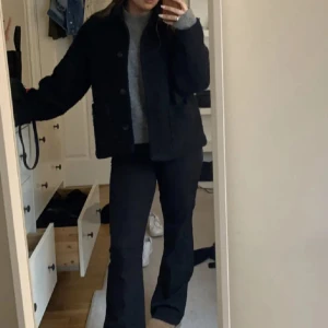 Kort kappa - Säljer denna superfina korta kappan då den ej kommer till användning 