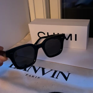 Chimi 04a black  - Chimi 04a black i bra skick! Box medföljer 