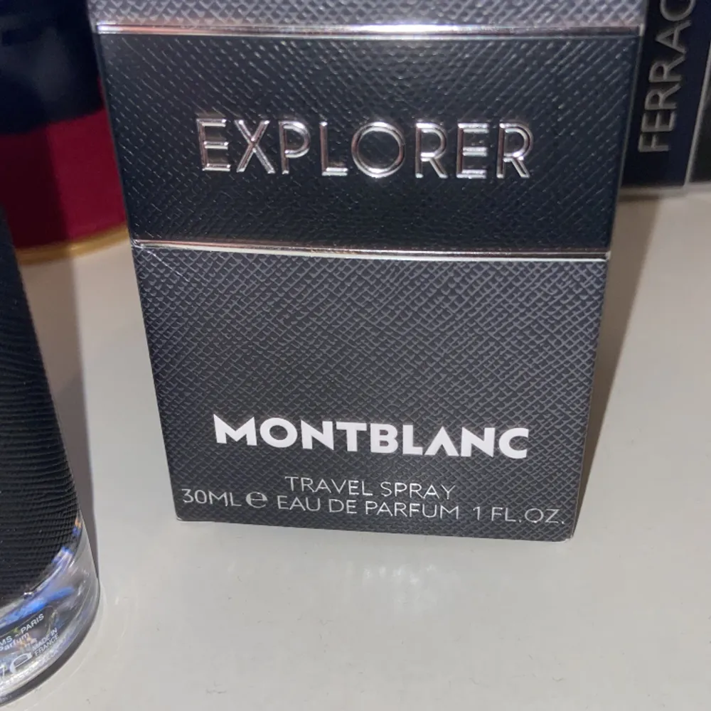 Montblanc Explorer använd 5 gånger så typ full  Nypris runt 500 . Övrigt.