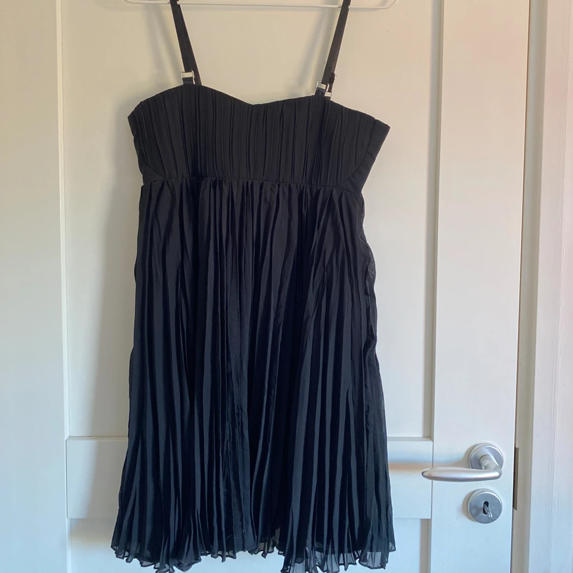 Svart klänning  - 93