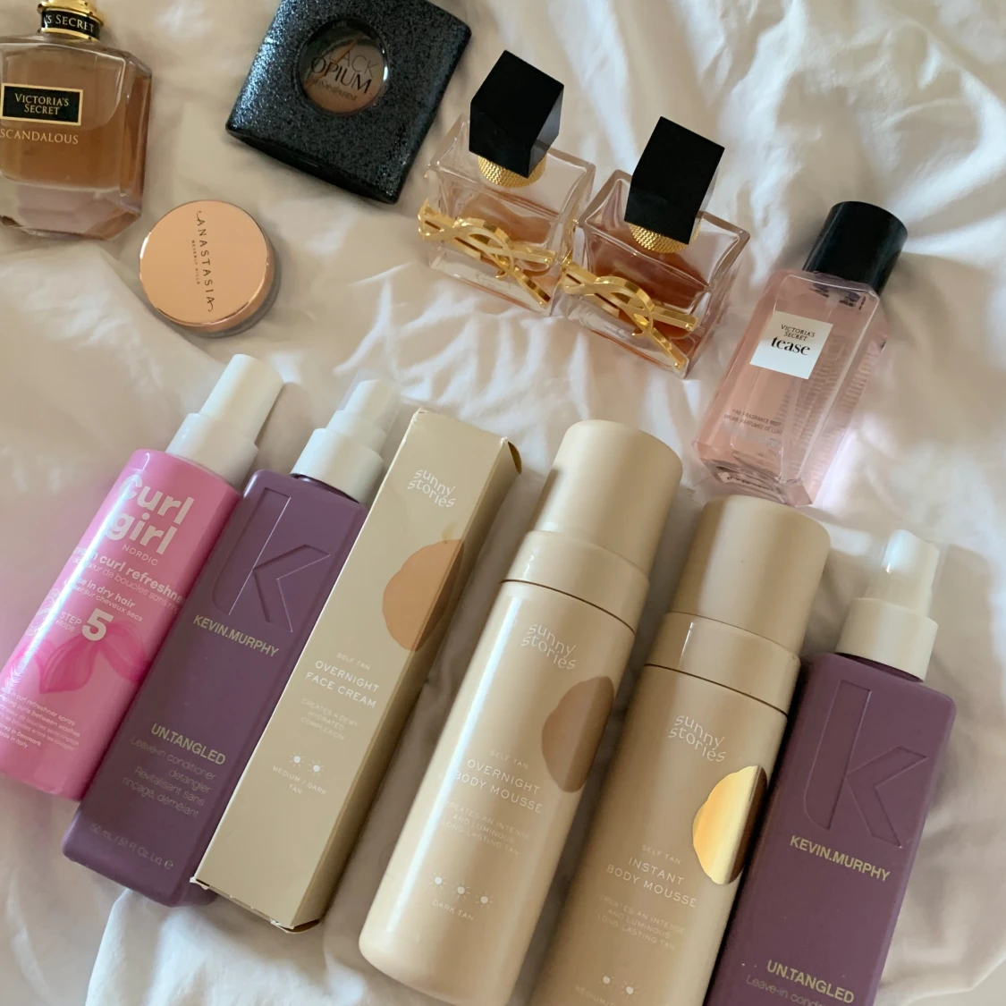 Ysl parfym , golfen sand , Victoria secret, bus, Kevin murphy  - 90