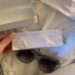 Helt nya Chimi 07 grey! - Säljer mina helt nya Chimi 07 grey då jag har två par, aldrig använda plasten finns kvar! Priset är ej hugget i Sten! Kan mötas upp och frakta 