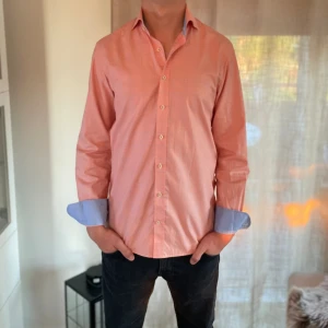 Stenströms Skjorta - Säljer ännu en riktigt fin Stenströms skjorta som det inte är några defekter på! Nypris 1.599kr mitt pris 499kr. Bara att höra av sig vid frågor!