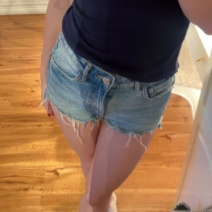Zara shorts - Ljus blåa skit snygga zara shorts till sommaren💞
