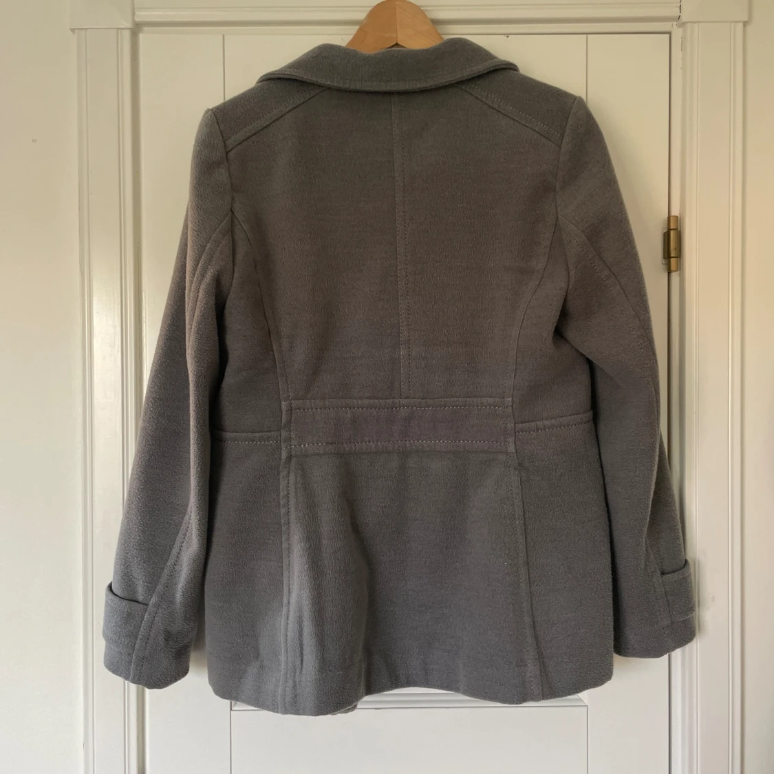 Grå Jacka - 91