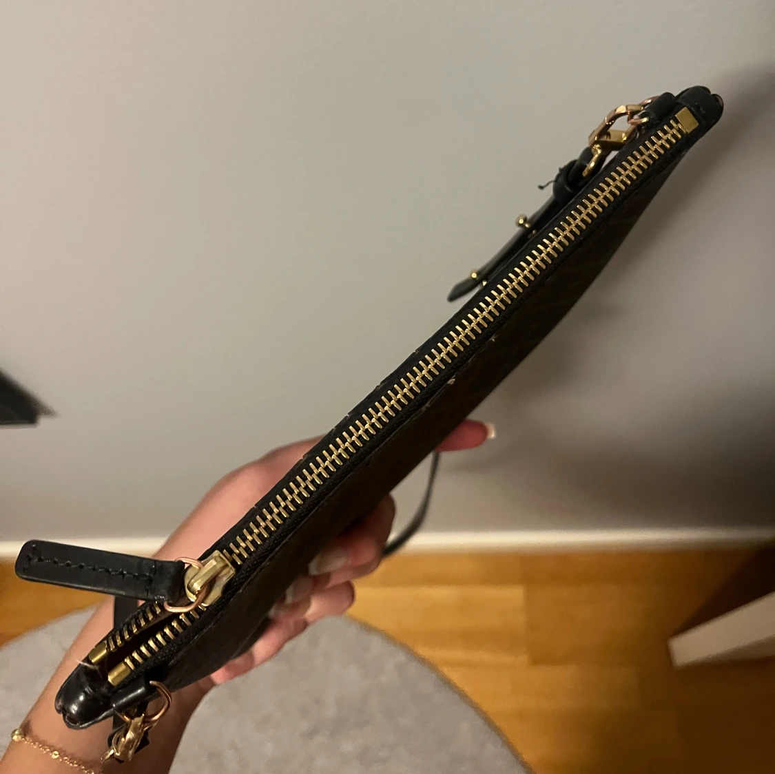 By malenie Birger  - 91