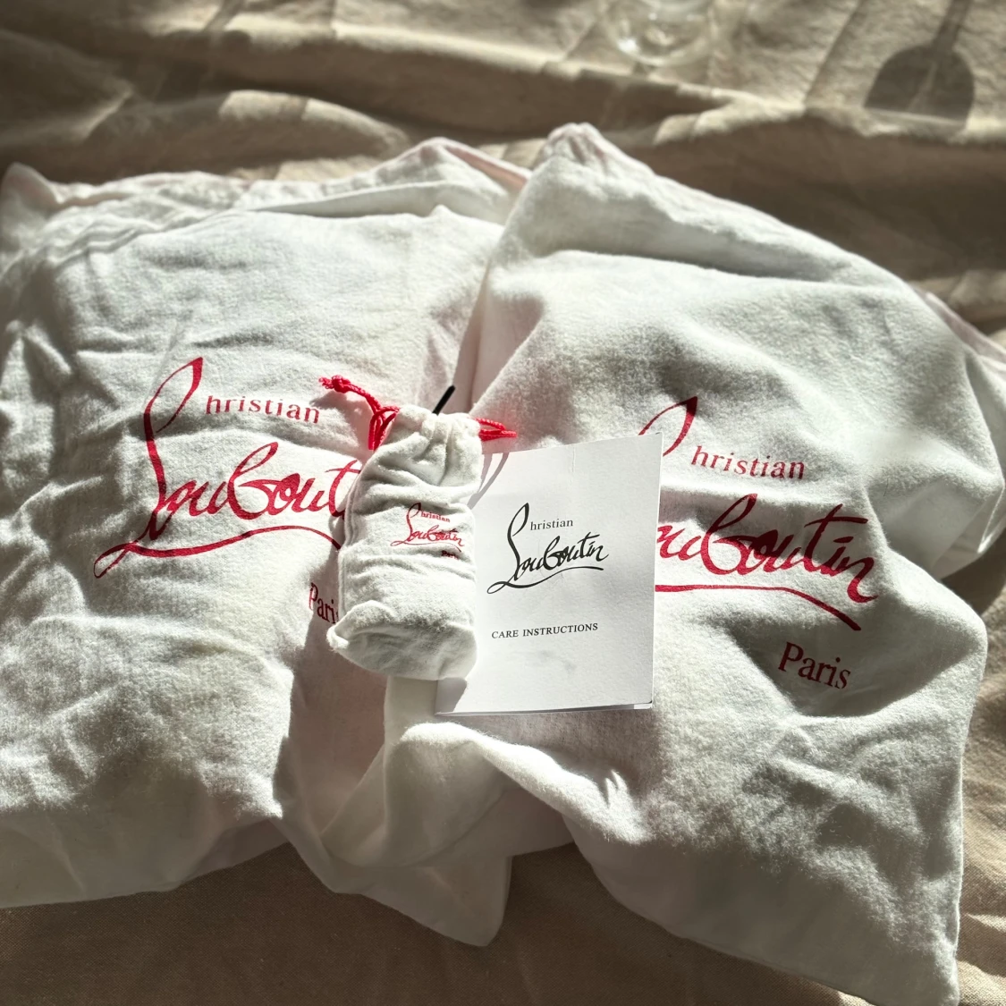 christian louboutin skor (äkta)  - 92