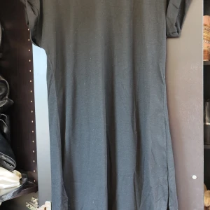 T-shirt klänning  - Passar Stl S-M 