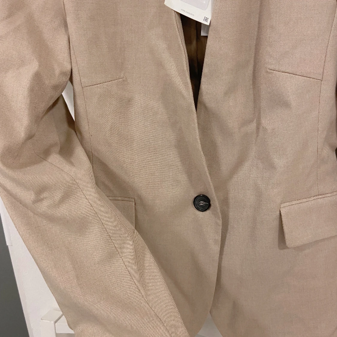 ✨ SPLITTERNY beige kavaj från ZARA ✨ - 90