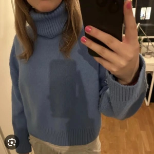 Stickad polotröja  - Stickad polo tröja 