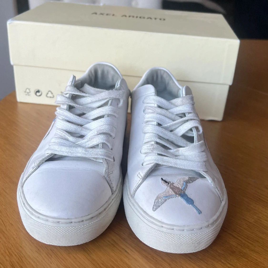 Axel arigato skor  - 90