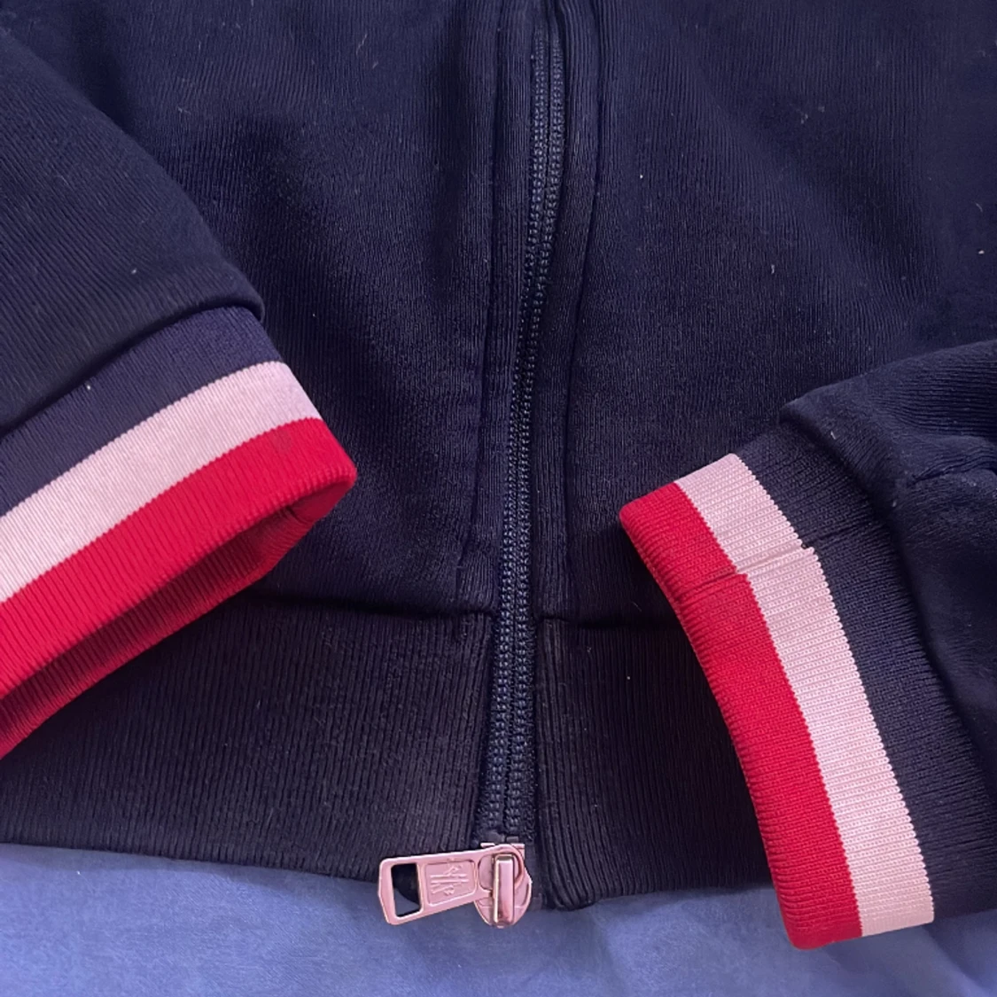 Moncler hoddie - 90