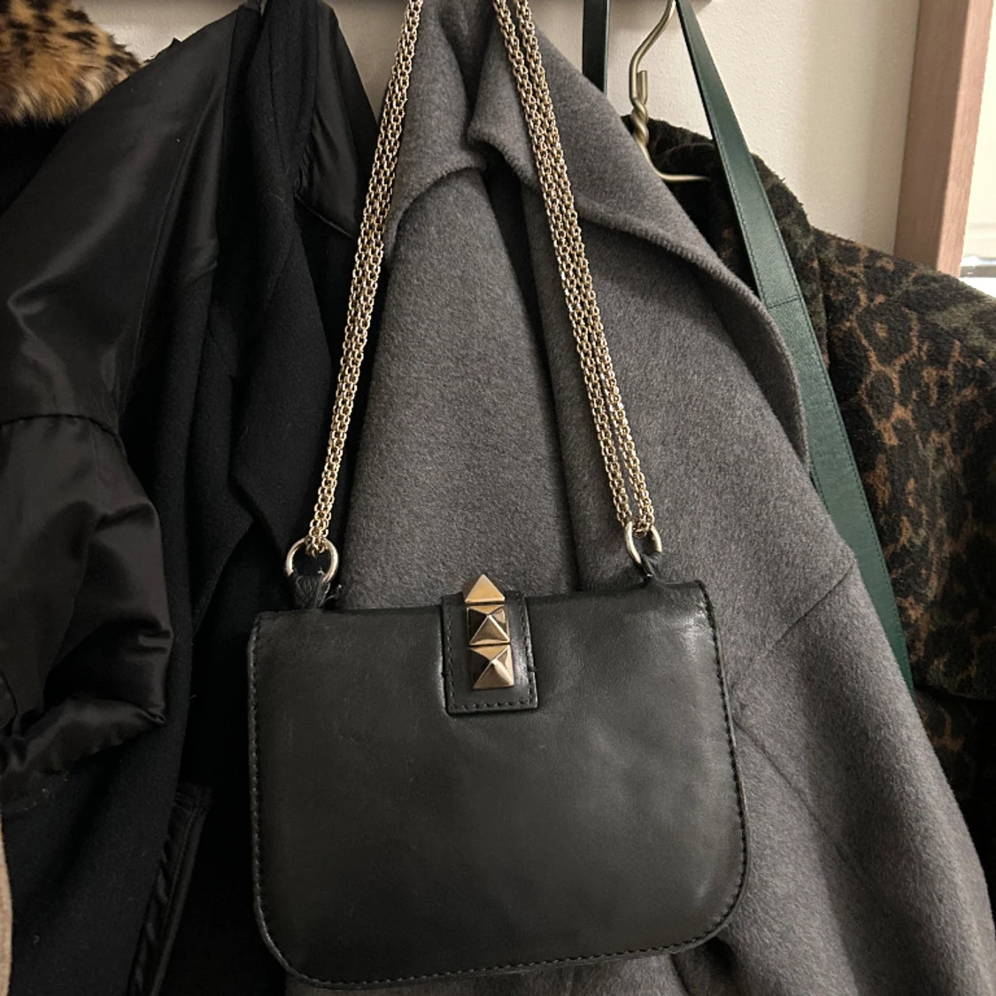 Svart Valentino väska  - 90