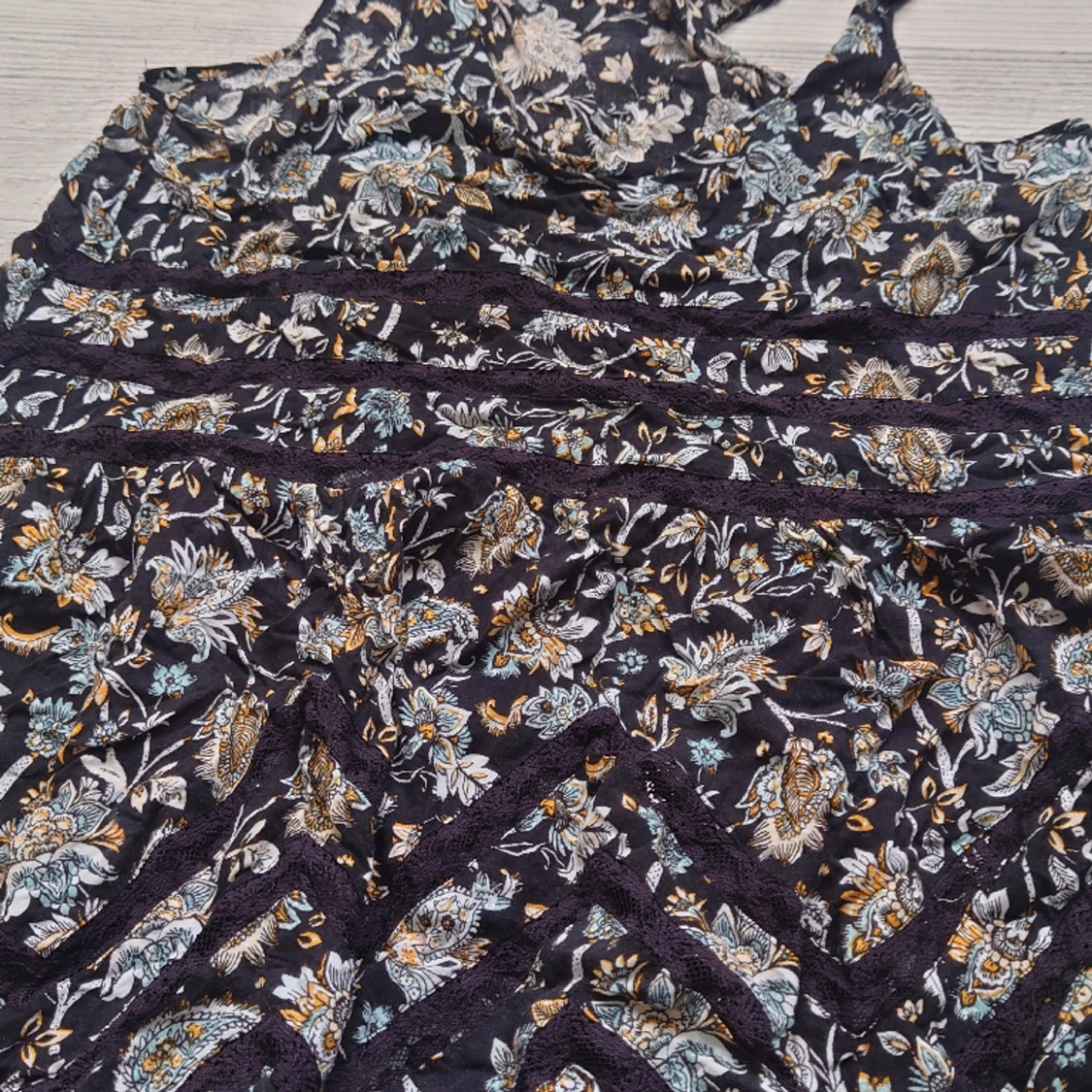 intimately free people  - 90