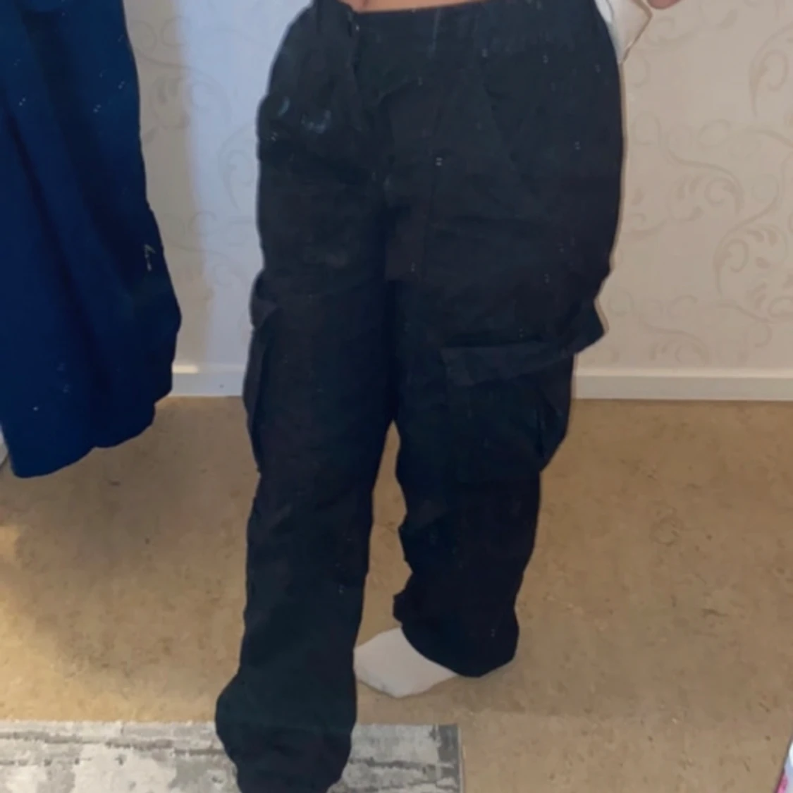 Svarta cargo byxor! - 90