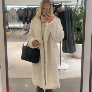 Teddy kappa - Säjer min Teddy kappa, pga den ej används!