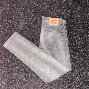 Levis Jeans - Ett par feta Levis jeans i as bra skick🤝🏼🌟 Storlek 30/32🙌🏼
