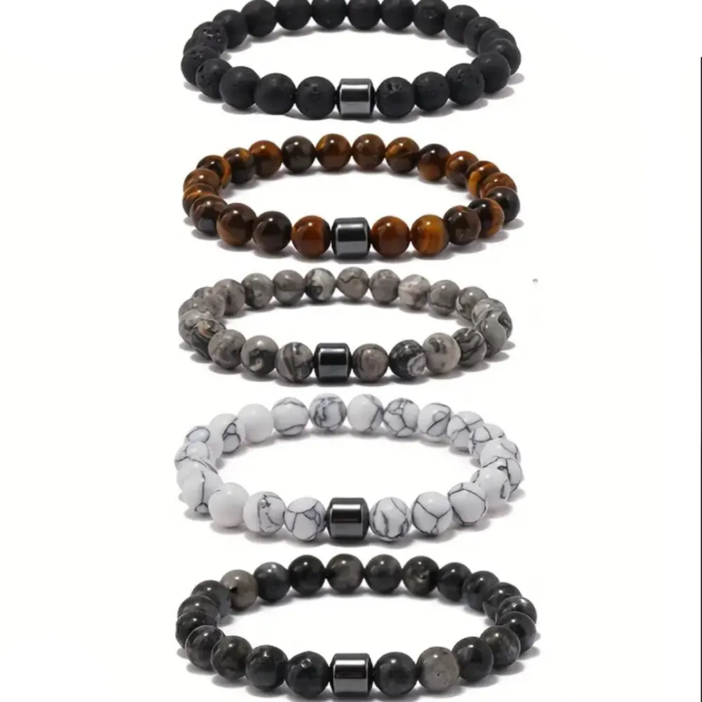 Grisch marmor armband som ger dig en snygg minimalistisk look! - Finns i andra färger som grå, brun, vit m.m! - 79kr, eller köp 2 för 119kr!. Accessoarer.