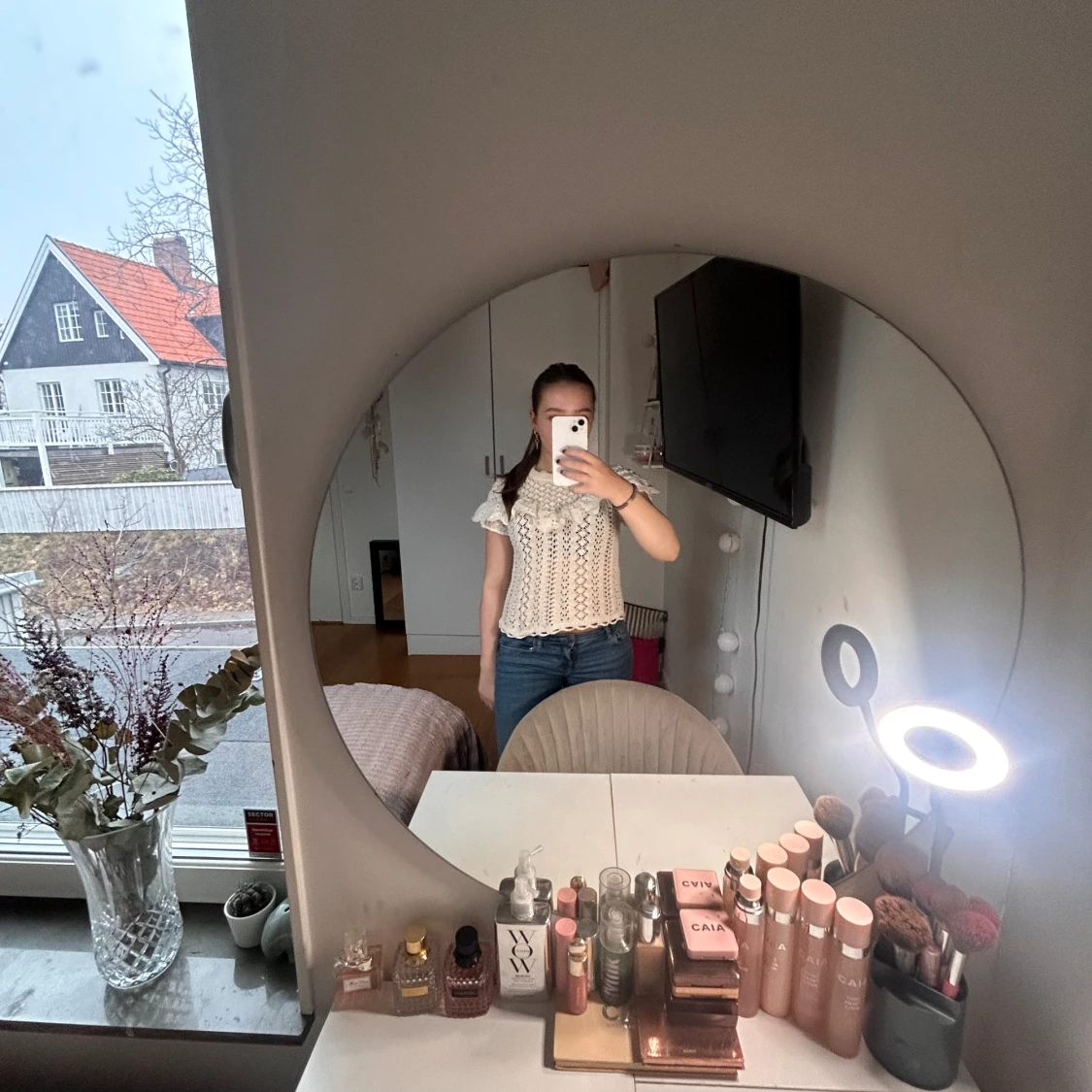 Zara topp med voulanger 