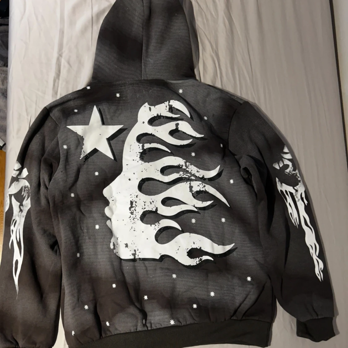 Hellstar hoodie  - 90