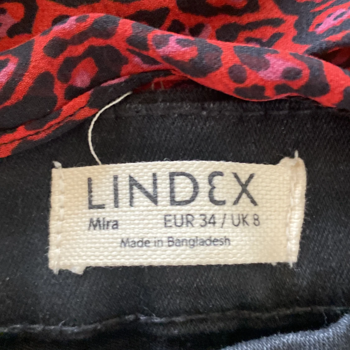 Svarta manchesterbyxor från Lindex - 91