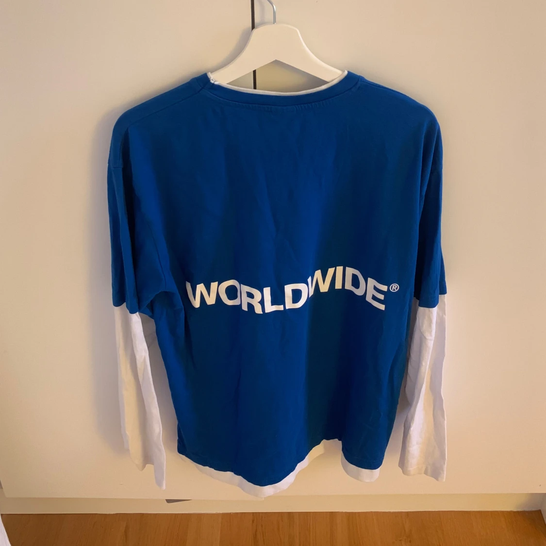 Blå långärmad tröja från Worldwide - 90