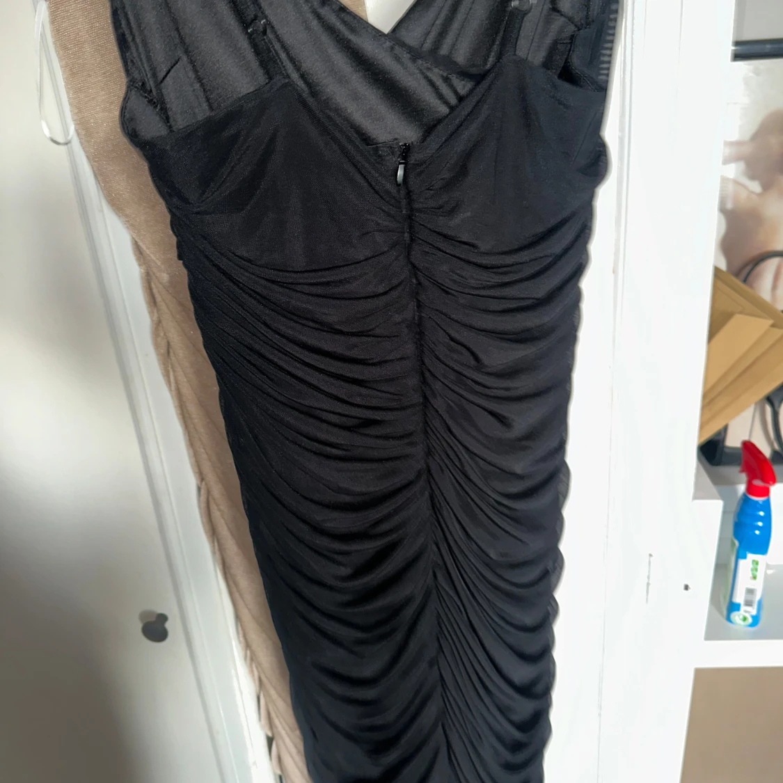 Svart klänning - 91