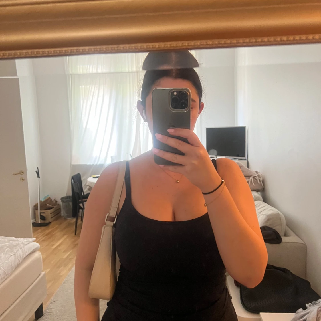 Beige axelväska  - 90