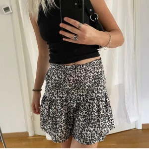Leopardkjol - Söt leopardkjol. Använd fåtal gånger.
