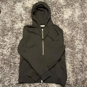 Replay Hoodie Använd 1 gång Perfekt inför hösten Nypris 1100kr Mitt pris: 650kr