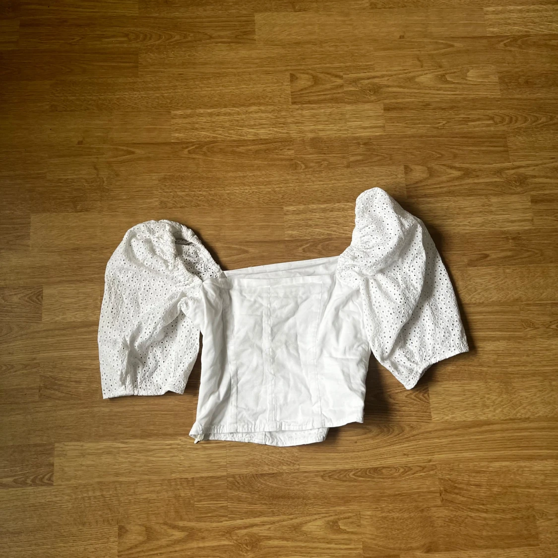 Topp med puffärmar! - 91