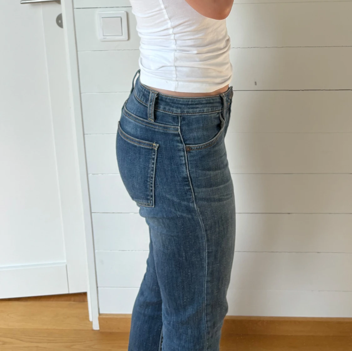 Lågmidjade utsvängda jeans  - 91