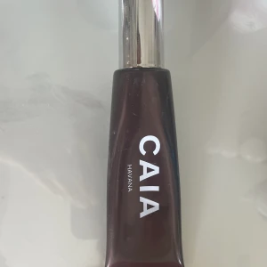 Caia liquid bronzer  - Endast använd ca 5 ggr då färgen tyvärr inte passade mig💗