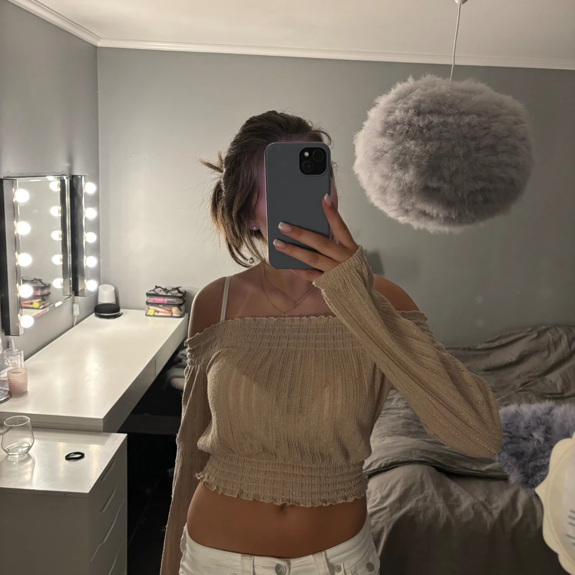 Of shoulder blus - 90