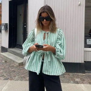 Topp - Säljer denna söta Knyttopp som är köpt på Vinted. Den kommer tyvärr inte till användning