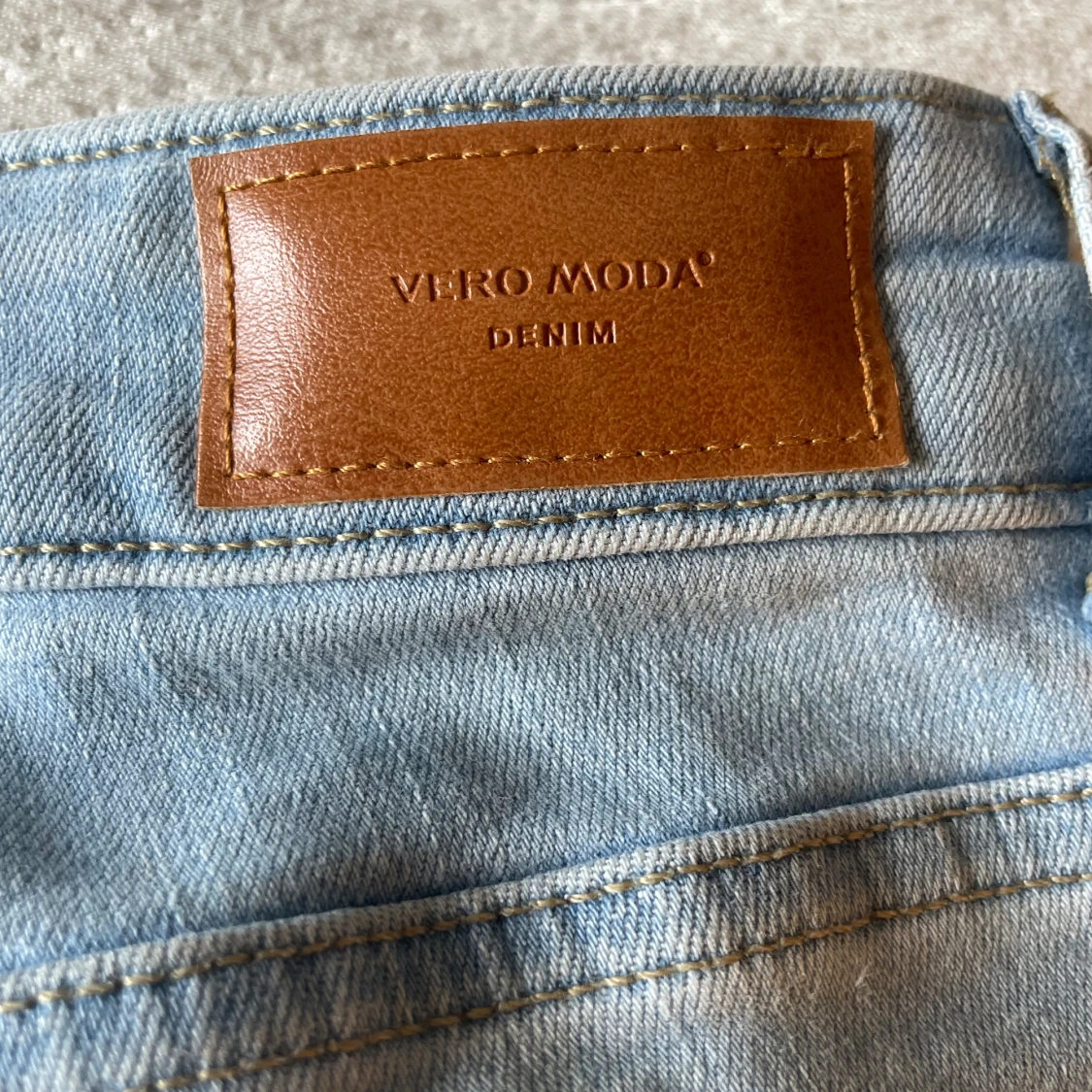 Ljus Blåa jeans💝 - 90