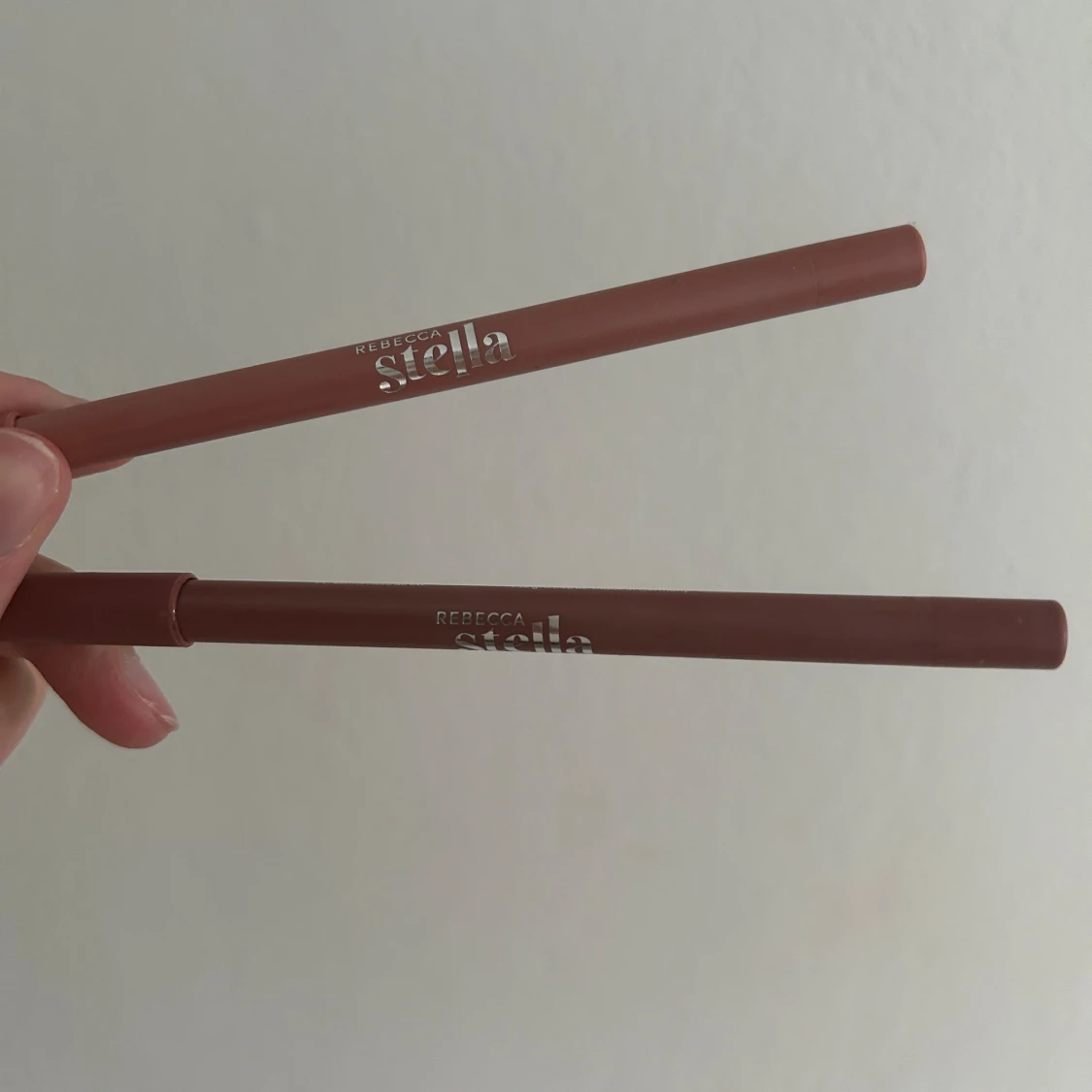 Rebecca Stella läppennor 