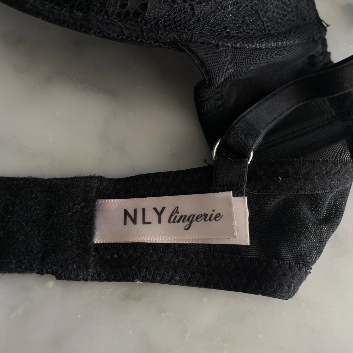 BH & trosor från NLY Lingerie - 91