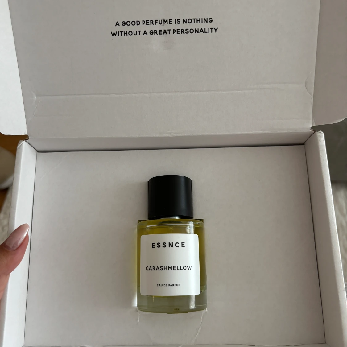 ESSNCE Carashmellow parfym