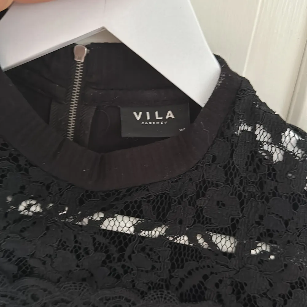 Jättefin topp från Vila i stl XS. Vid frågor kom privat❤️. Yläosat.