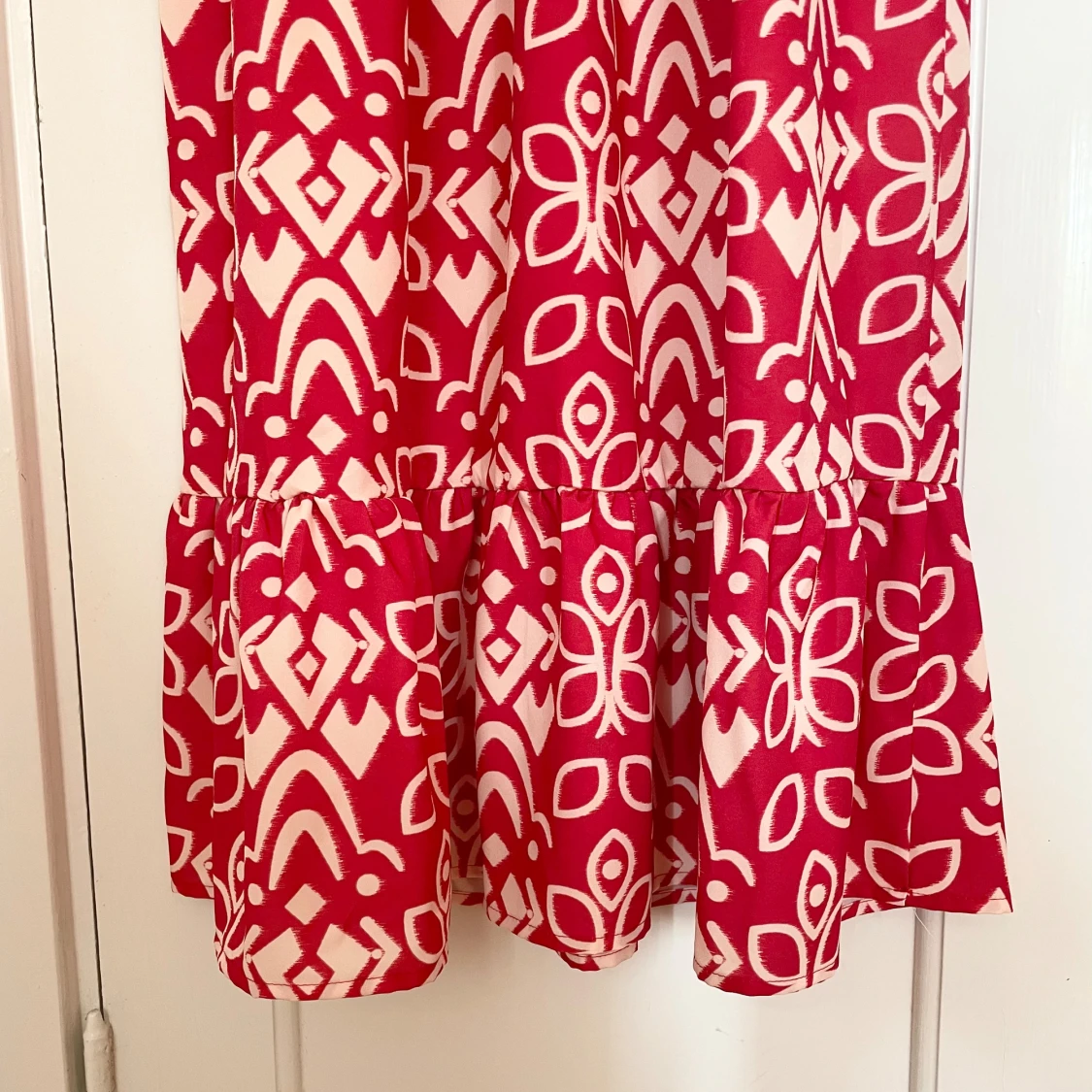 Maxiklänning med tulpanärm - 92