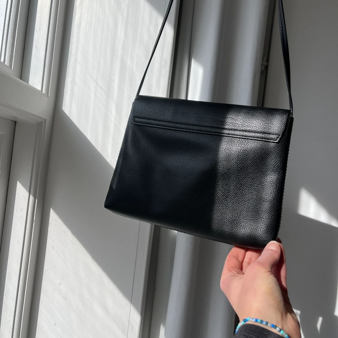 Svart väska - 90