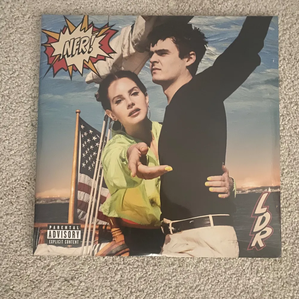 Säljer helt oöppnad Lana del Rey vinylskiva! Köptes för 500kr💘  Albumet: Norman fucking rockwell!. Övrigt.
